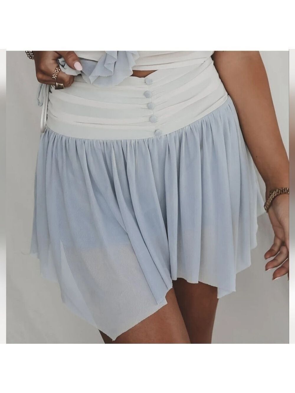 Amazing Lace LADYLIKE silver gray mesh miniskirt